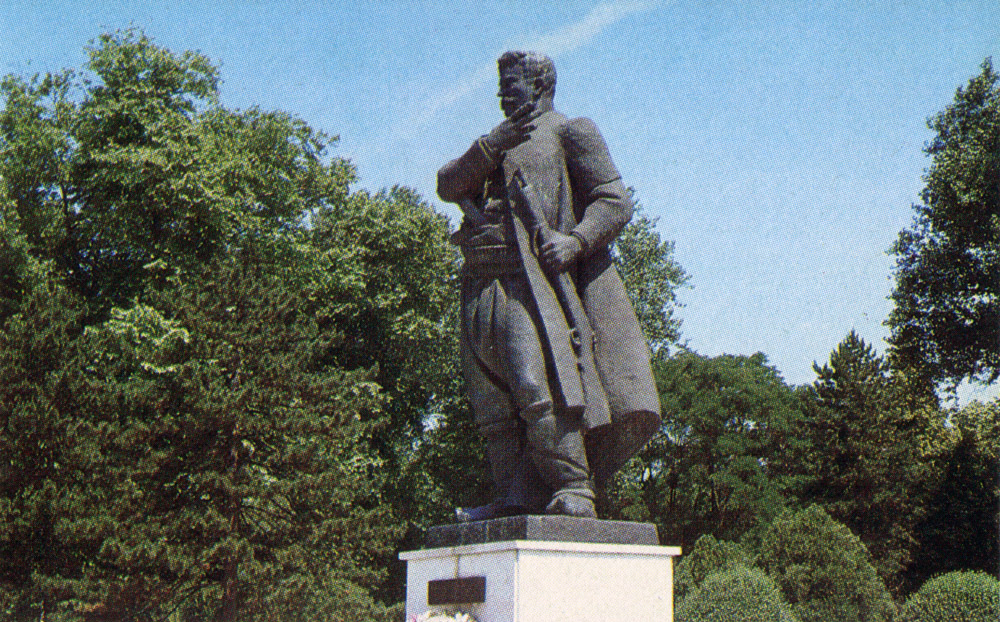 Споменик »Гоце Делчев« во Градскиот парк